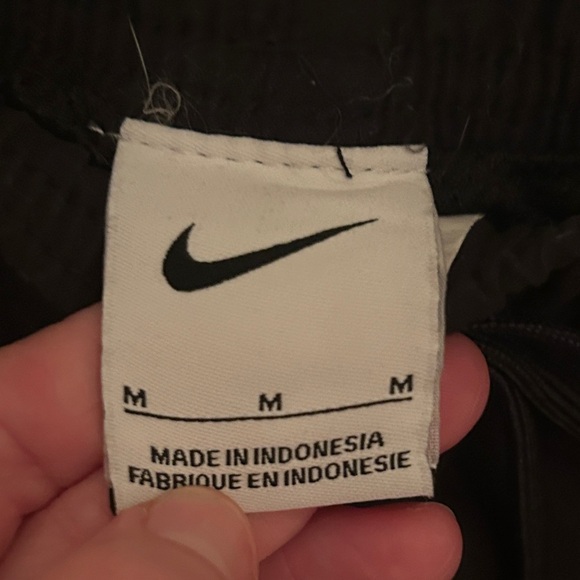 Nike Black Shorts with White Logo - Picture 5 of 6